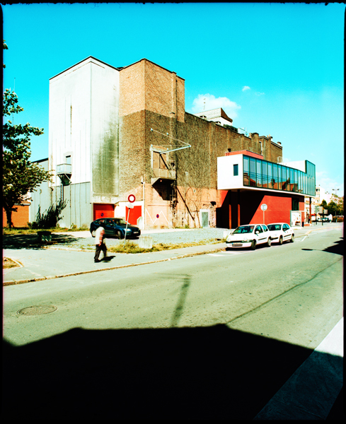 http://simondeprez.eu/files/gimgs/26_roubaixsimondeprezargjpg04.jpg