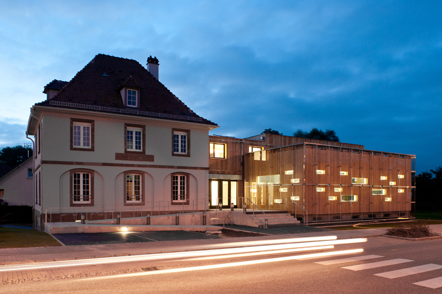 http://simondeprez.eu/files/gimgs/27_dea-lauterbourgsimon-deprez04d3s4898.jpg