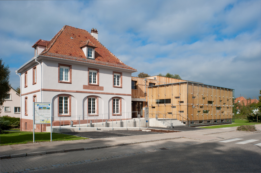 http://simondeprez.eu/files/gimgs/27_dea-lauterbourgsimon-deprez57d3s5467.jpg