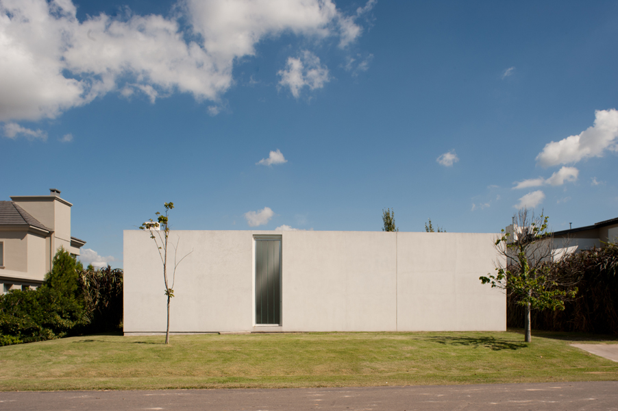 http://simondeprez.eu/files/gimgs/39_casa-patiojuan-german-guardatisimon-deprez01.jpg