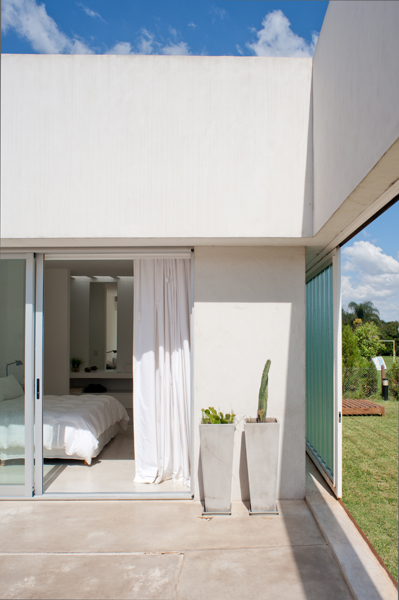 http://simondeprez.eu/files/gimgs/39_casa-patiojuan-german-guardatisimon-deprez20.jpg