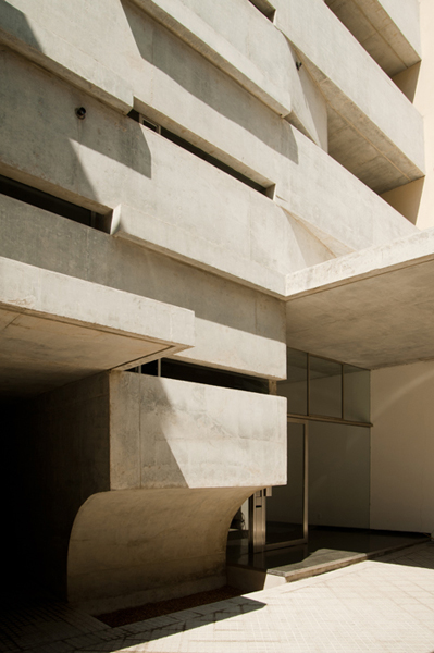 http://simondeprez.eu/files/gimgs/41_edificio-maipunicolas-campodonicosimon-deprez04.jpg