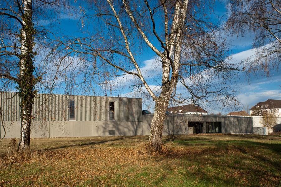 http://simondeprez.eu/files/gimgs/49_dea-centre-routiersimon-deprez104d3s6603.jpg