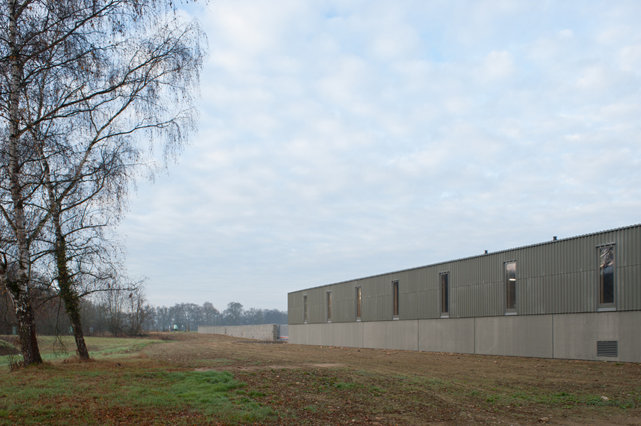 http://simondeprez.eu/files/gimgs/49_dea-centre-routiersimon-deprez93d3s6331.jpg